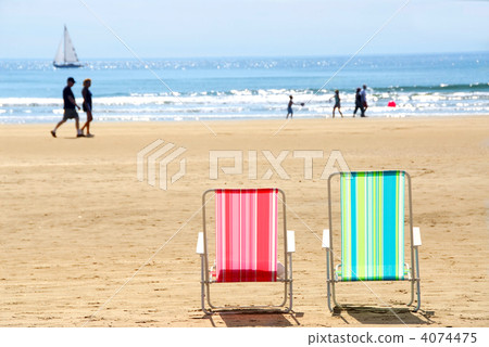 Beach chairs 4074475