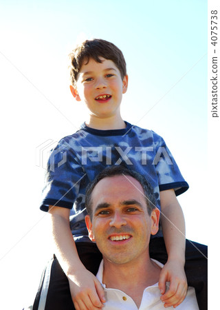 Father and son 4075738