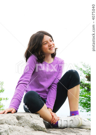 Preteen girl 4075840