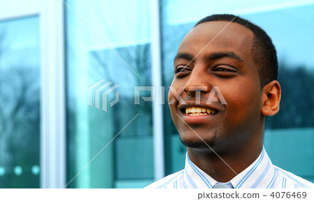 Young businessman 4076469