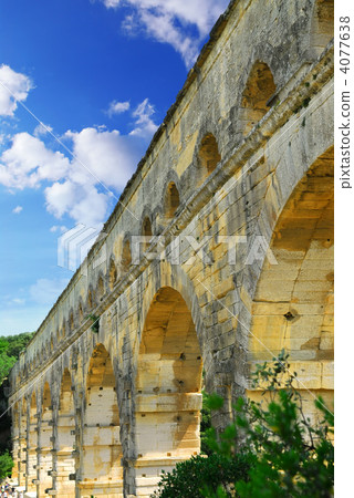 Pont du Gard in southern France 4077638