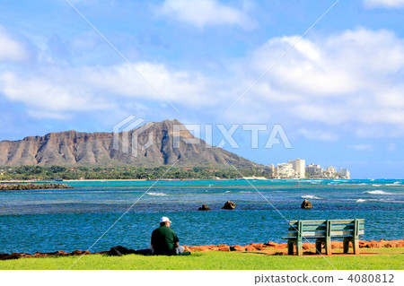 從魔術島看到的鑽石頭 4080812