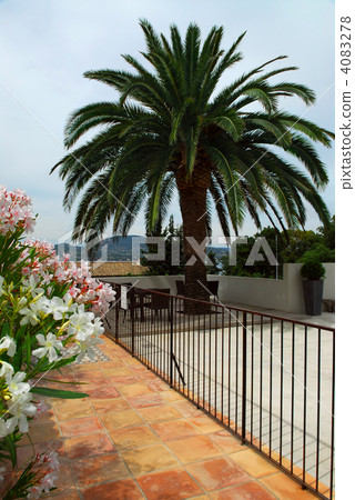 Courtyard of a villa Courtyard of a villa 4083278