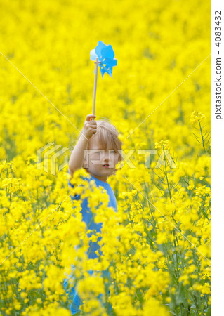 boy with pinwheel 4083432