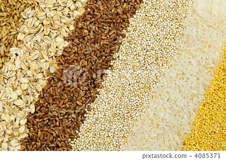 Various grains close up 4085371