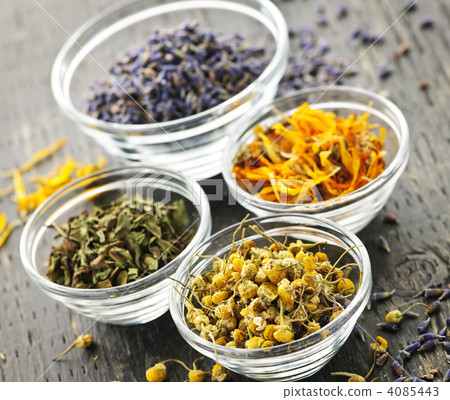 Dried medicinal herbs 4085443