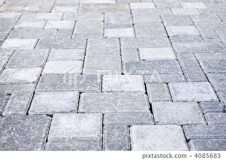 Interlocking stone driveway 4085683