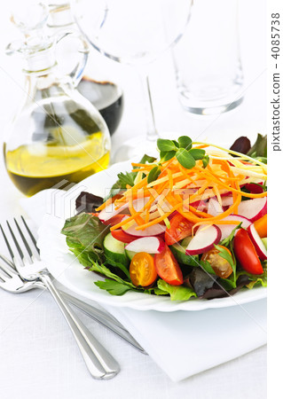 Garden salad Garden salad 4085738