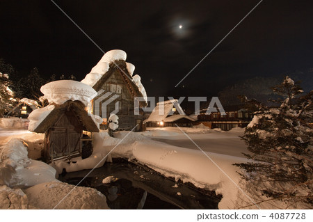 雪走廊2012年Shirakawago 雪走廊2012年Shirakawago 4087728