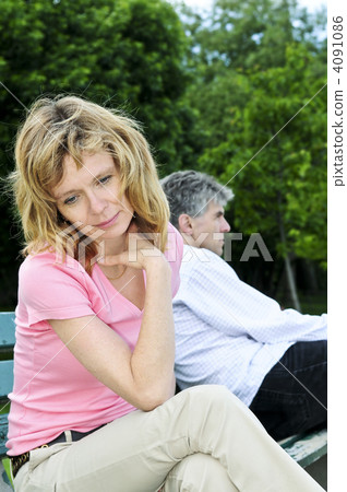 Mature couple having relationship problems 4091086