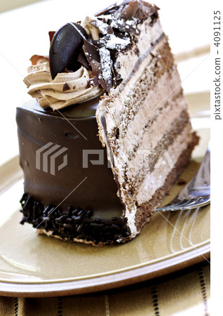 Slice of chocolate cake 4091125