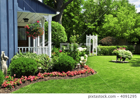 Front yard of a house Front yard of a house 4091295