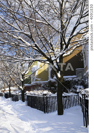 Winter street 4091830