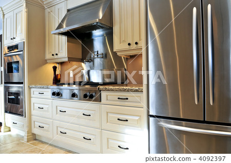 Kitchen interior 4092397