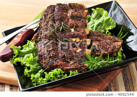 Spare rib dinner 4092544