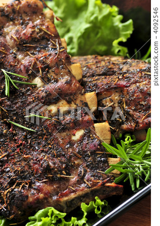 Spare rib dinner 4092546