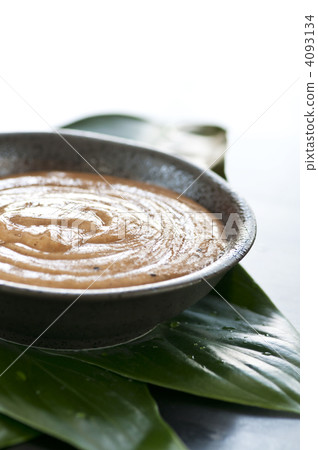 Green tea scrub Green tea scrub 4093134