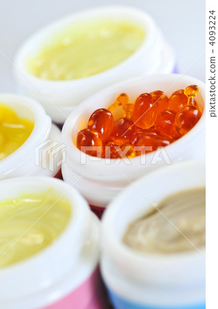 Skin care creams 4093224