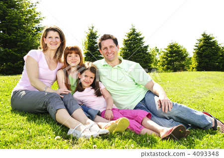 Happy family Happy family 4093348