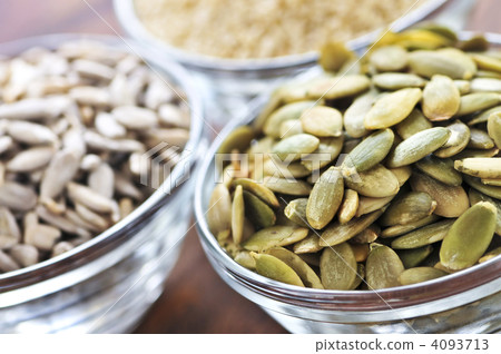 Pumpkin sunflower and sesame seeds 4093713