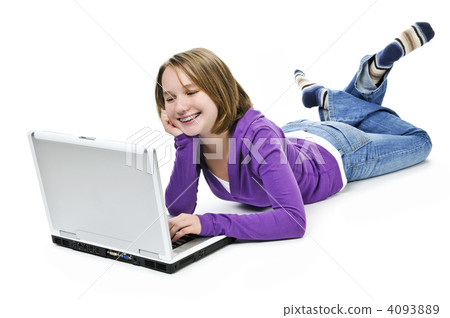 Girl with computer 4093889