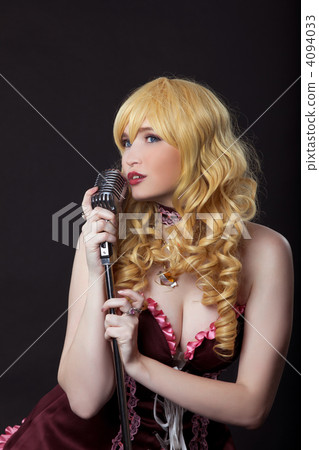 Beautiful singer cosplay anime character Beautiful singer cosplay anime character 4094033