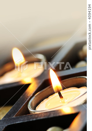 candle light, lighted, candle 4094194