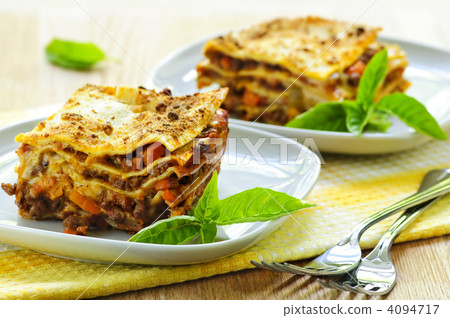 Plates of lasagna 4094717