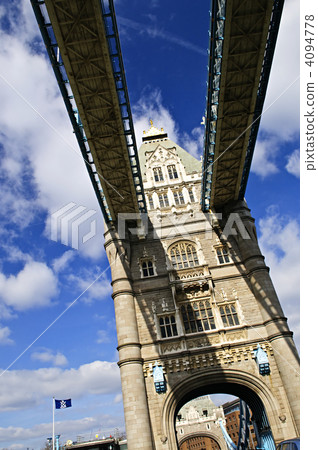 Tower bridge in London Tower bridge in London 4094778