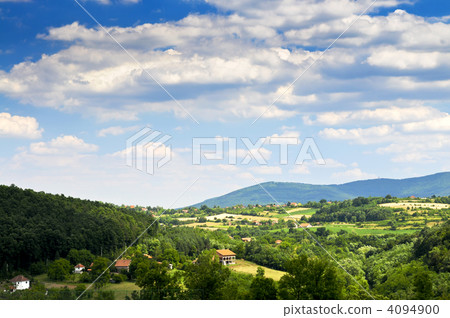 Serbian countryside 4094900