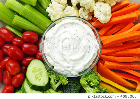 Vegetables and dip Vegetables and dip 4095065