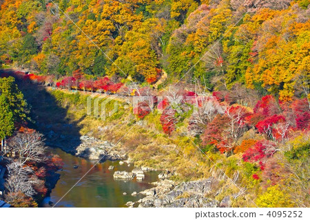 Kusaka的Hozu峽谷 4095252