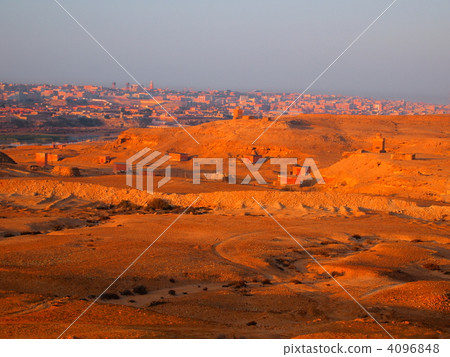 View from the outskirts of Western Sahara Raeyun 4096848
