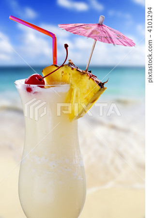 Pina colada cocktail Pina colada cocktail 4101294