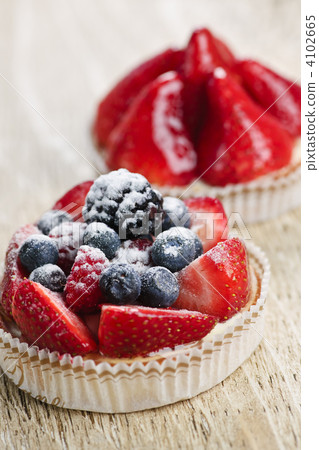 Fruit tarts Fruit tarts 4102665