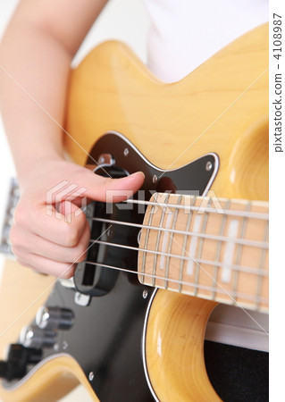 Play the bass Play the bass 4108987