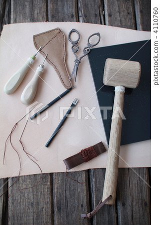 皮革工藝工具及鞣製皮革製品 4110760