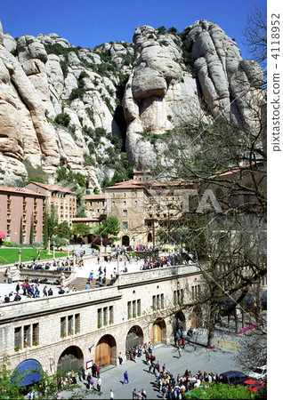 montserrat monastery, montserrat, masses 4118952