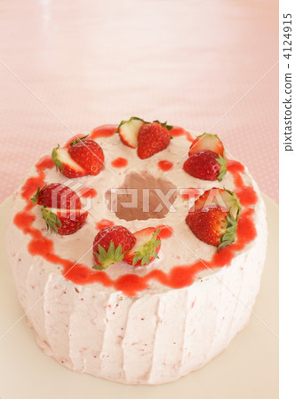Chiffon cake strawberry sweets 4124915