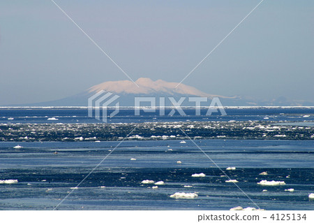View of Rausu mountain in Kunashiri Island View of Rausu mountain in Kunashiri Island 4125134