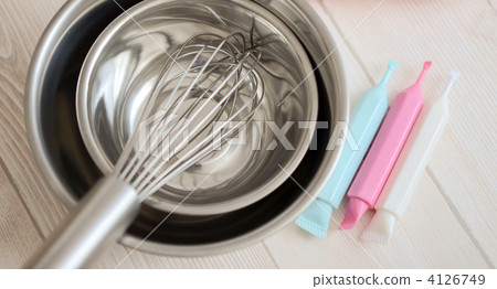 whisk, whisk machine, bowl 4126749