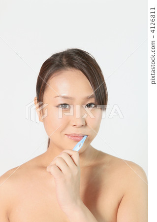 Toothbrush scene 4126811