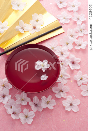 櫻花杯和風扇 4128405
