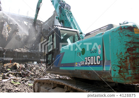 Small dismantlement work by Fuchu Small dismantlement work by Fuchu 4128875