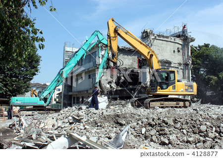 Fuchu municipal tenth elementary school demolition work 4128877