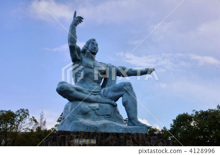 Peace Memorial Statue 4128996