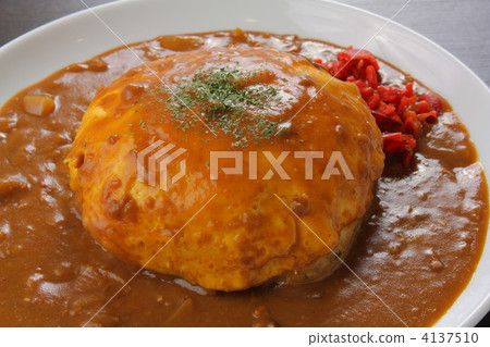 Golden omelet rice 4137510