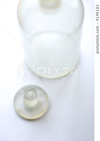 舊的玻璃瓶 4140182
