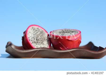  Dragon fruit  4140197