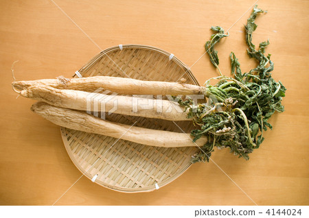 Dried daikon radish 4144024